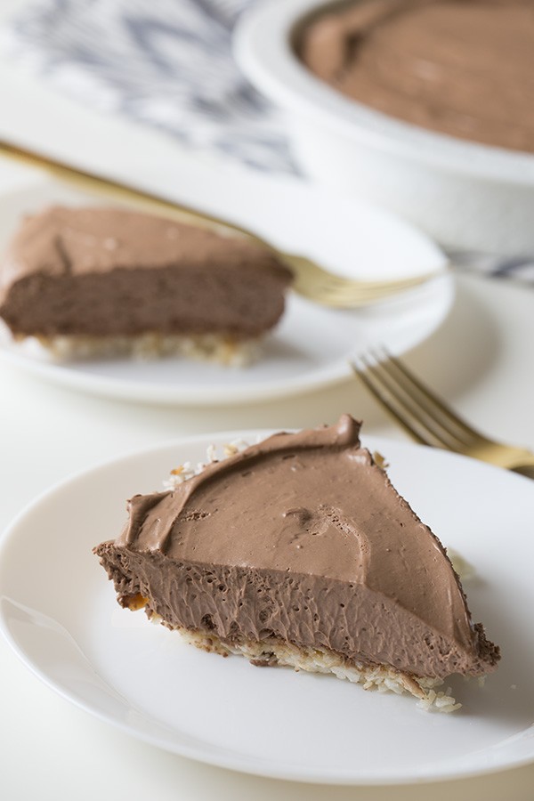 Low Carb Creamy Coconut Chocolate Pie