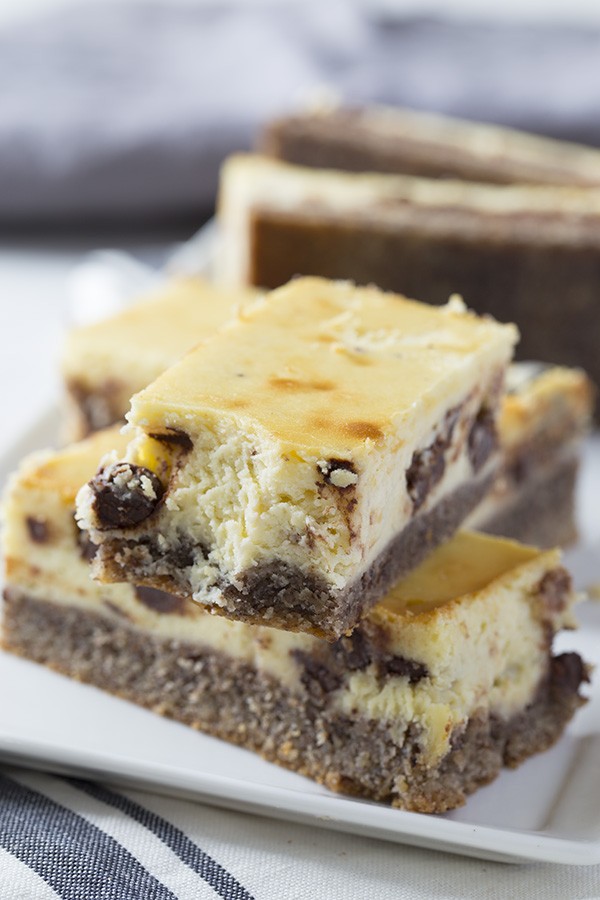Low Carb Chocolate Chips Cheesecake Bars