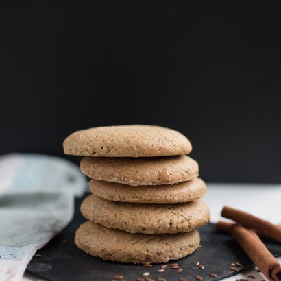 Keto Gingerbread Cookies