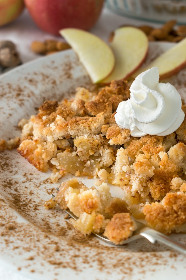 Low Carb Almond Apple Crisp