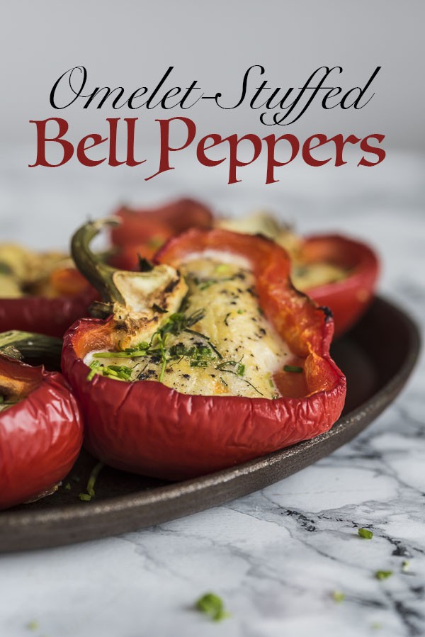 Keto Omelet-Stuffed Bell Peppers