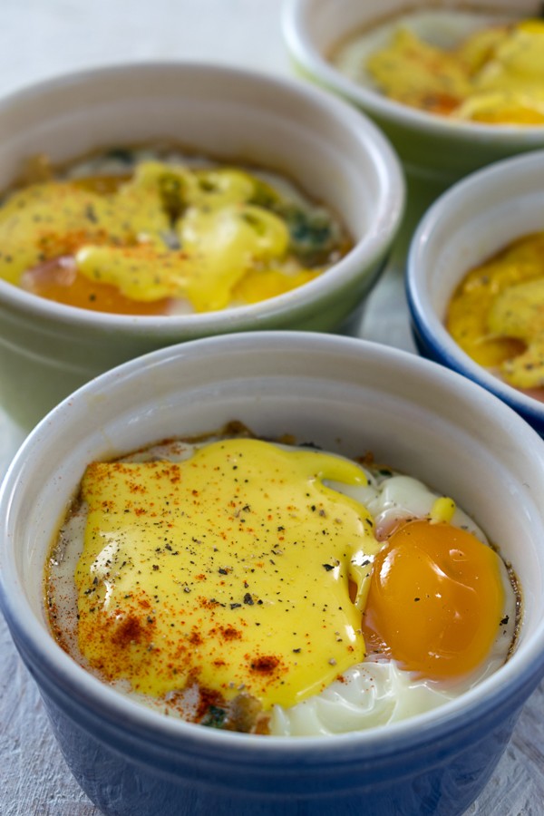 Low Carb Baked Eggs with Hollandaise