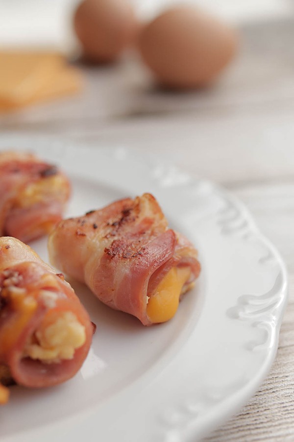 Keto Bacon and Egg Breakfast Roll-Ups