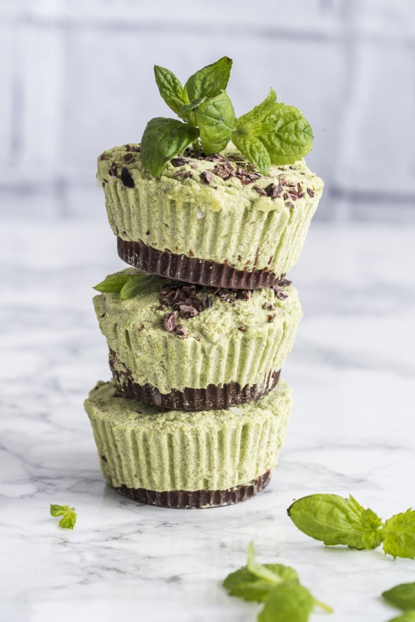 Low Carb Maca Mint Coconut Bites