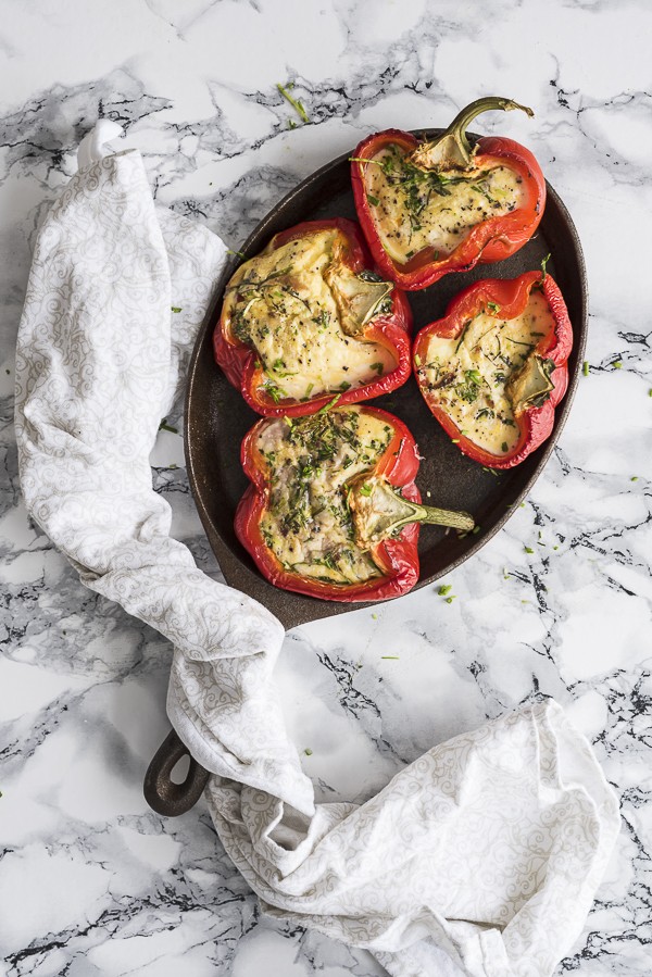 Low Carb Omelet-Stuffed Bell Peppers
