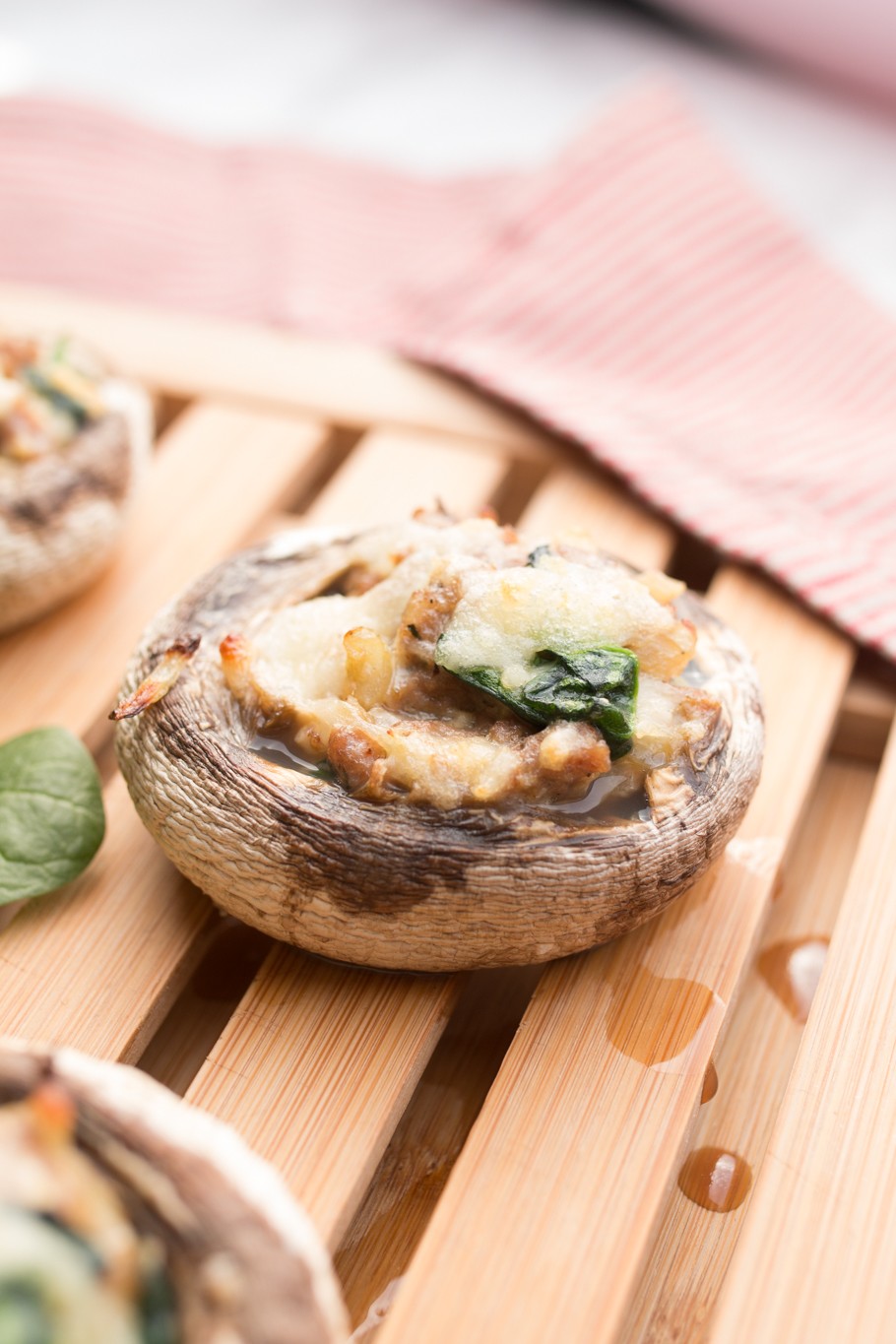 Keto Lasagna-Stuffed Portobello Mushrooms