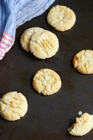 Keto Almond Shortbread Cookies