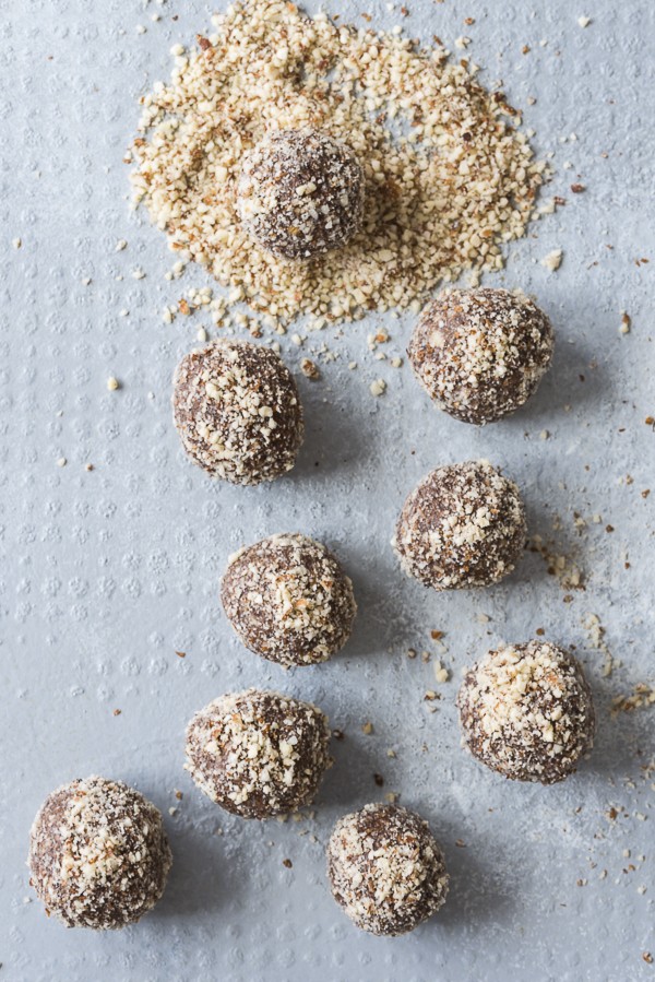 Low Carb Fudgy Almond Fat Bombs