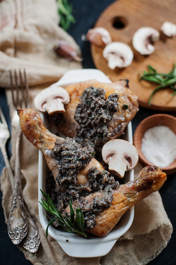 Keto Chicken with Rosemary Mushroom Gravy