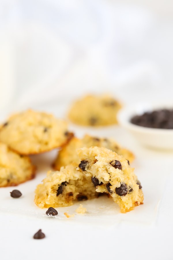 Low Carb Coconut Chocolate Chip Cookies