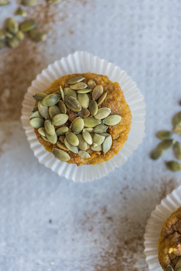 Low Carb Maple Pumpkin Pie Cupcakes