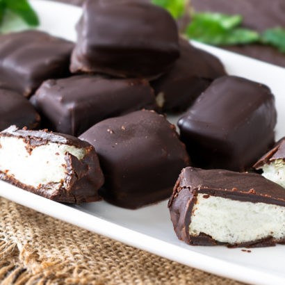 Keto Chocolate-Dipped Peppermint Marshmallows