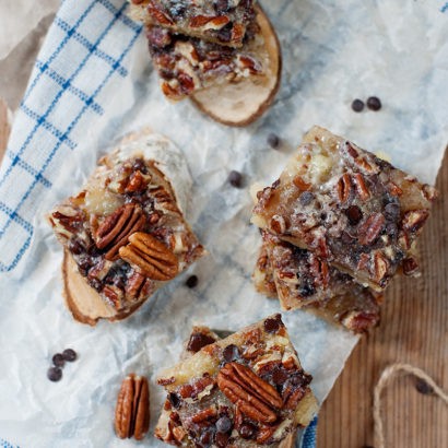 Keto Chocolate Pecan Pie Bars