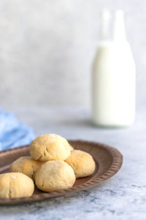 Keto Holiday Shortbread Cookies