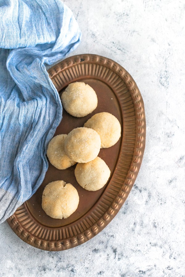 Low Carb Holiday Shortbread Cookies