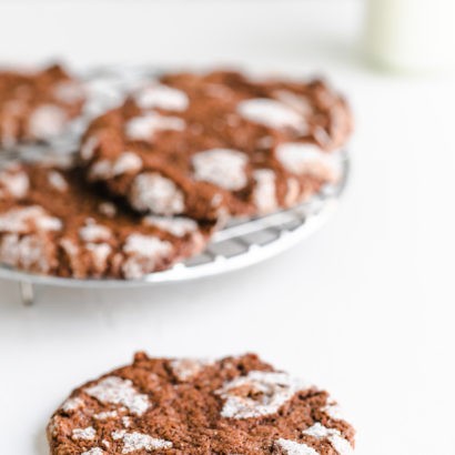 Keto Chocolate Crinkle Cookies