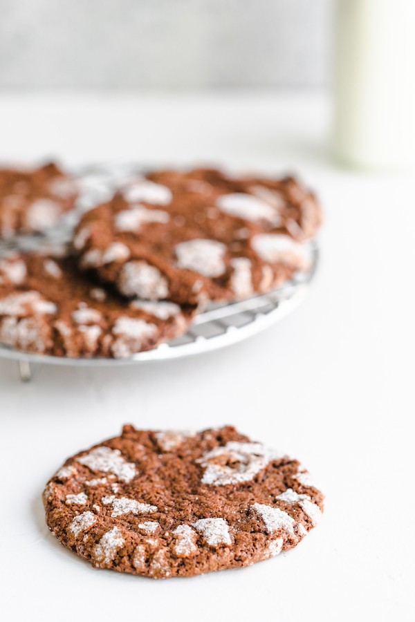 Keto Chocolate Crinkle Cookies