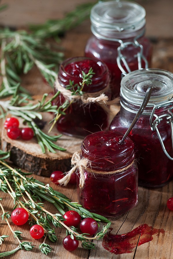 Keto Spiced Cranberry Relish