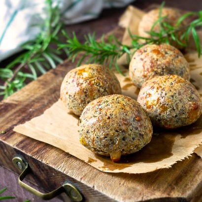 Keto Herb & Flaxseed Dinner Rolls