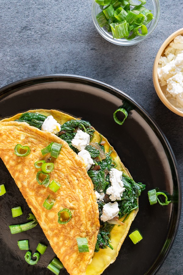 Keto Spinach & Goat Cheese Omelet
