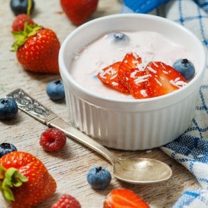 Keto Mixed Berry Gelatin Salad