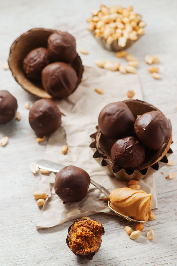 Keto Peanut Butter Truffles