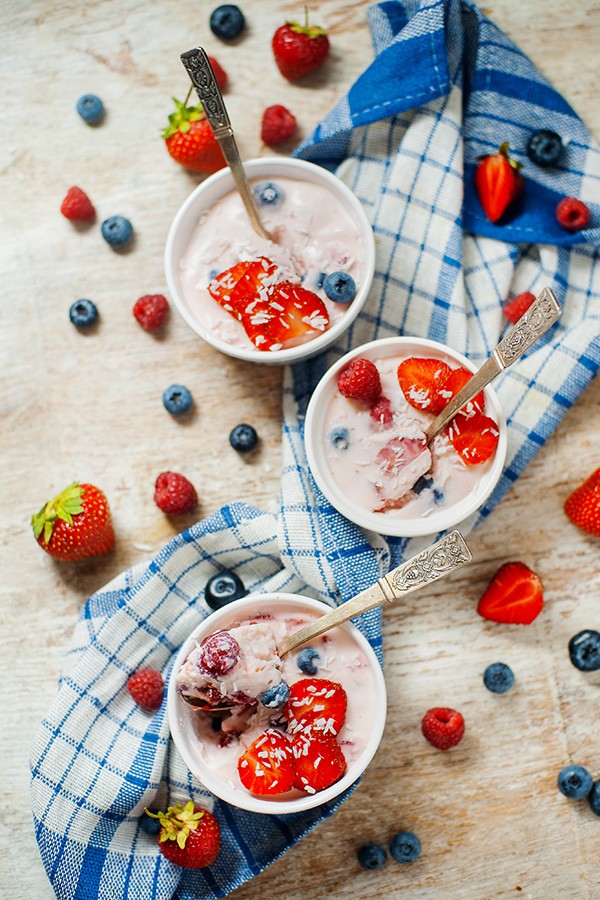 Low Carb Mixed Berry Gelatin Salad