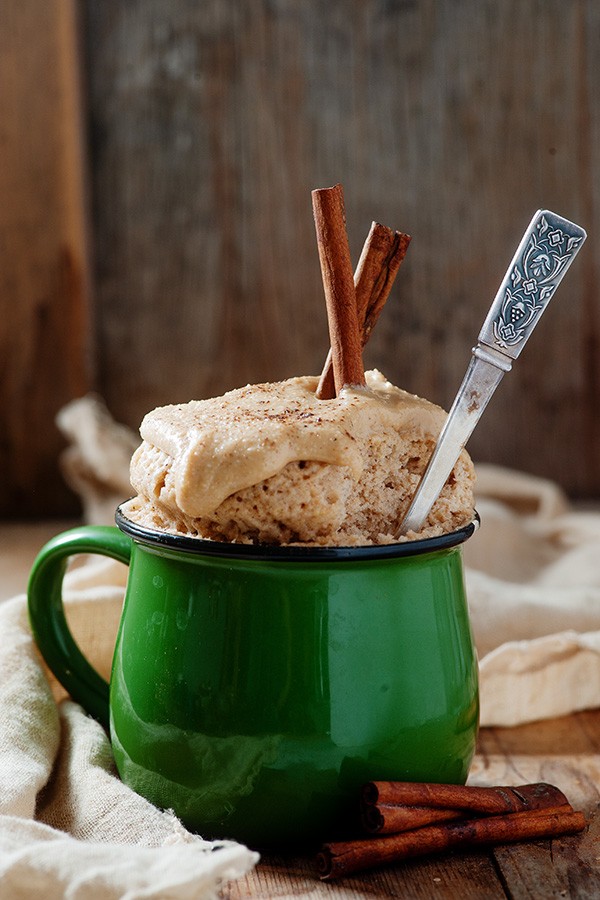 Keto Cinnamon Mug Cake