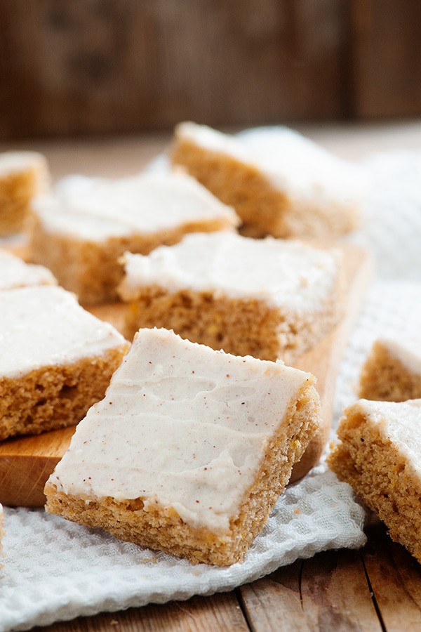 Low Carb Cinnamon Brown Sugar Bars