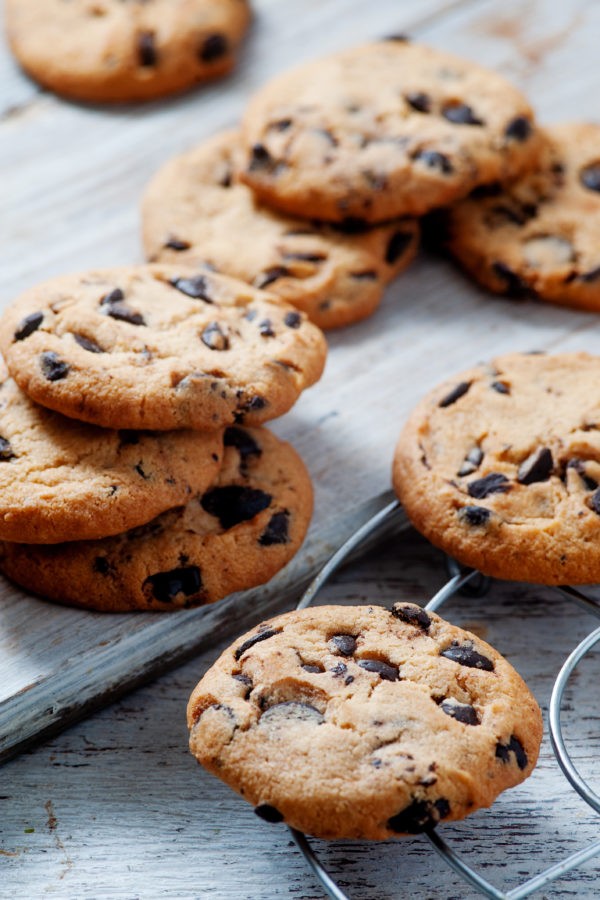 5 Ingredient Keto Chocolate Chip Cookies