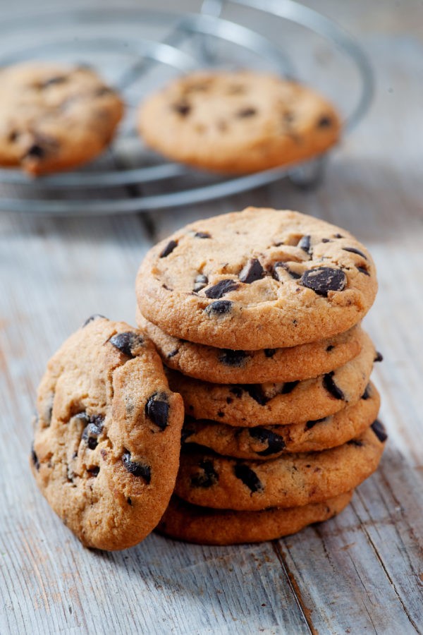5 ingredient Low Carb Chocolate Chip Cookie