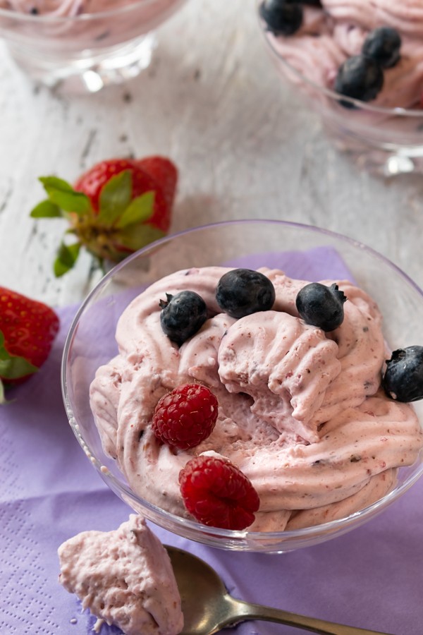 Keto Berry Mascarpone Mousse