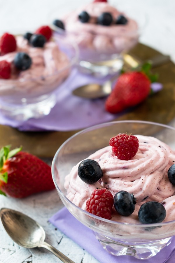 Low Carb Berry Mascarpone Mousse