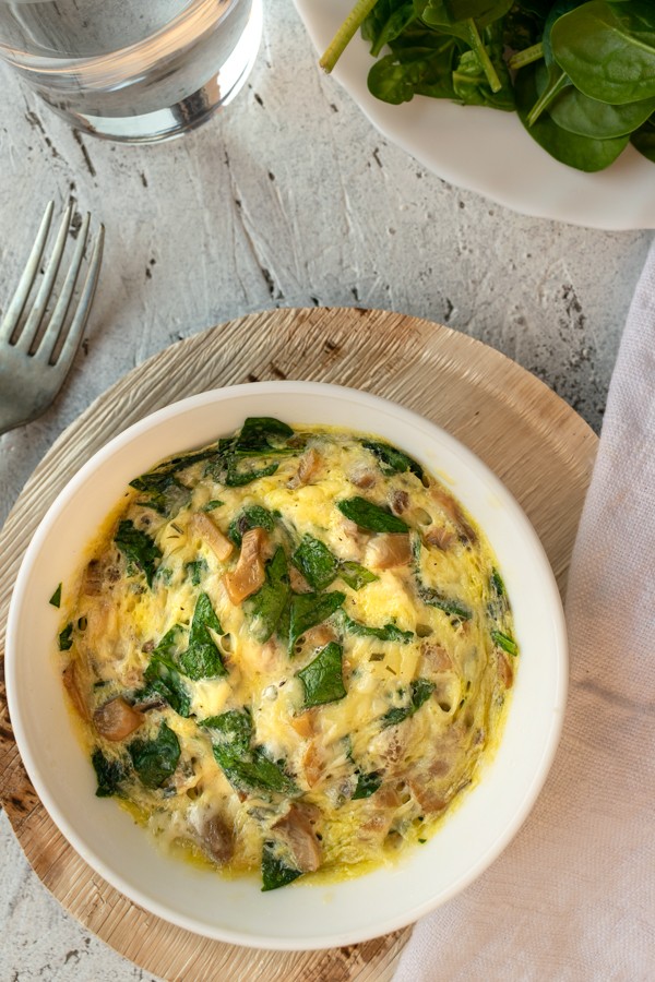 low carb breakfast mug fritatta
