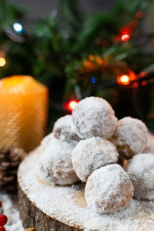 Keto Snowball Cookies