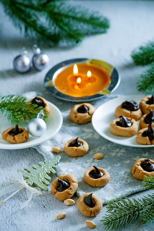 Keto Peanut Butter Kiss Cookies