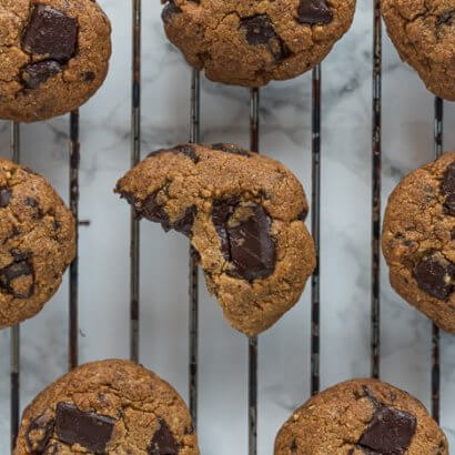 Keto Peanut Butter Chocolate Chip Cookies
